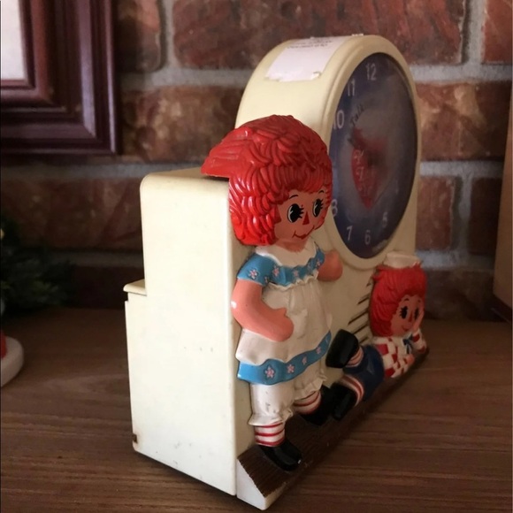 Rare Vintage 1974 Raggedy Ann & Andy Clock‼️FINAL SALE - Picture 3 of 6